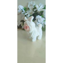 Famemus Accessory Labubu Kuyruk Sallayan ve Yüreyen Sesli Labubu Oyuncak Beyaz Renk
