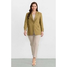 Selen Büyük Beden Kolu Apoletli Ceket  /  Haki