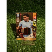 Panini Julian Alvarez Fluo 10. Yıl Fifa 365 Oyun Kartı