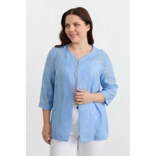 Selen Büyük Beden Önü Agraflı Kendinden Desen Ceket  /  Mavi