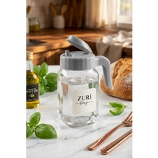 Zuri Design Cam Sürahi Kapaklı ve Akıtma Uçlu Kulplu Şeffaf Cam Sürahi Gri 850 cc