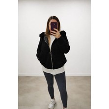 Sofun Kapüşonlu Kadın Peluş Kısa Mont