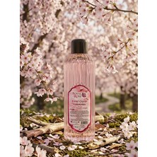 Royal Rose Kiraz Çiçeği Kolonyası 60° – Ferahlatıcı Sakura Kokusu | Kalıcı ve Şık | Günlük Kullanım Için Ideal