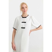 Selen Önü Fiyonklu Biyeli Elbise  /  Ekru