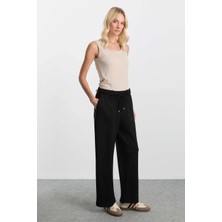 Selen Beli Lastikli Ince Kemerli Bol Paça Örme Pantolon  /  Siyah