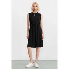 Selen Önü Damlalı Beli Büzgülü Elbise  /  Siyah