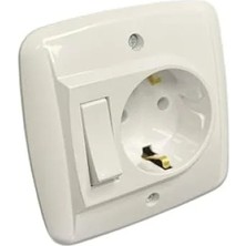 Ulu Pazarlama Anahtarlı Topraklı Priz ile Güvenli Banyo Kullanımı