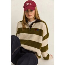 Shade Kadın Oversize Çizgili Polo Yaka Kalp Desen Nakış Işlemeli Triko Kazak