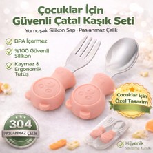 Jojobebek Pembe Renk Ayıcık Figürlü Premium Çocuk BPA Free Silikon Sap Paslanmaz Çelik Uçlu Çatal-Kaşık Set ve Saklama Kutusu 9+ Ay