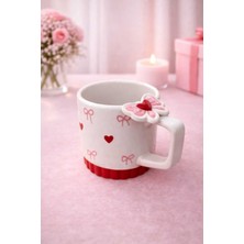 PremiumPort El Yapımı 3D Kalpli Fiyonk Detaylı Seramik Kupa, Çay ve Kahve Keyfi