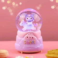 Marsilyan Kuromi Içi Dönmeli Püskürtmeli Işıklı Müzikli Kar Küresi Büyük Boy - Model 1