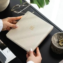 Ulu Pazarlama 2026 Dikey Haftalık Ajanda, Premium Keten Kapaklı Bej