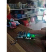 Blc Boutique 4 Tuşlu Klavye Anahtarlık Işıklı LED Tasarım Mekanik Stil Aksesuar