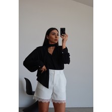 Özge Özgenç Omuzu Vatkalı Şifon Gömlek