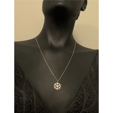 Altın Kar Tanesi Kolye