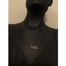 Sonsuzluk Tek Taşlı Altın Kolye