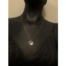 Altın Yıldızlı Tasarım Kolye