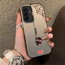 HONTINGA Samsung Galaxy A17 ile Uyumlu Kılıfı Silikon Kenar Sert Arka Düşüme Önleyici Basitlik Anti Düşme Kamera Korumali Spider Man Desen Telefon Kılıfı Kadın ve Erkek Için Uygundur K1-0835