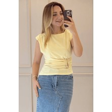 BeeYouStudio Gold Detaylı Omzu Vatkalı Drapeli Bluz/ Sarı