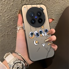 HONTINGA Vivo X300 Pro ile Uyumlu Kılıfı Silikon Kenar Sert Arka Düşüme Önleyici Basitlik Anti Düşme Kamera Korumali Astronot Desen Telefon Kılıfı Kadın ve Erkek Için Uygundur K1-0838