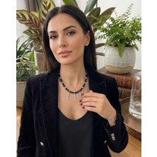 Vintage Takı Etnik Esintili Modern Gümüş Tüy Detaylı Siyah Boncuk Kolye