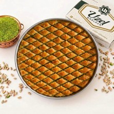 Uzel Antep Fıstıklı Klasik Mekik Baklava Tepsili 3 kg