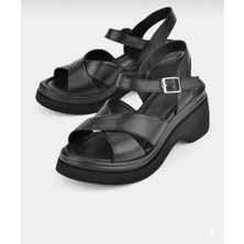 Tarçın Ayakkabı Hakiki Deri Kadın Deri Sandalet TRC108-64004