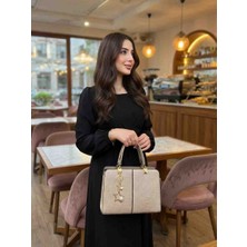 Nakişce Beş Bölmeli Yıldız ve Inci Detaylı Kadın Omuz ve El Çantası Viyana