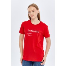 Trender O Yaka Relaxed Fit Kadın T-Shirt Infinite Kırmızı
