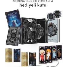 Ephesus Travel Medusa’nın Ölü Kumları - 4 (Ciltli-Hediyeli Tekli Kutu)