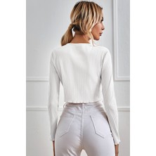 Kadın Beyaz Uzun Kollu Önden Bağlama Detaylı Crop Top Bluz
