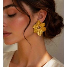 Myth Atelier Metalik Hardal Sarısı Çiçek Küpe - Zarif ve Şık