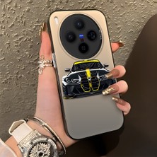 HONTINGA Vivo X300 ile Uyumlu Kılıfı Silikon Kenar Sert Arka Düşüme Önleyici Basitlik Anti Düşme Kamera Korumali Bmw M4 Desen Telefon Kılıfı Kadın ve Erkek Için Uygundur K1-1116