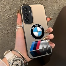HONTINGA Samsung Galaxy S23 Fe ile Uyumlu Kılıfı Silikon Kenar Sert Arka Düşüme Önleyici Basitlik Anti Düşme Kamera Korumali Bmw Desen Telefon Kılıfı Kadın ve Erkek Için Uygundur K1-1108