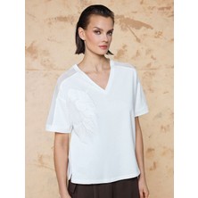 Unique Omuzları Transparan Kumaş Garnili Tişört