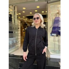 Lal Triko Lal Swet Mont