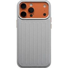 Iphone 17 Pro Uyumlu Çizgili Valiz Desenli Premium Kılıf