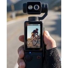 Mobil Dünyası Taşınabilir 4K Vlog Kamera 2.0 IPS Ekran Ayarlanabilir Lens ve Stabil Çekim Özel - MB000X-2HIDZ