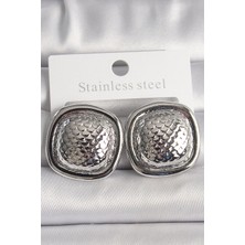 Pazarcan Pirinç Gümüş Renk Işlemeli Kare Model Kadın Küpe