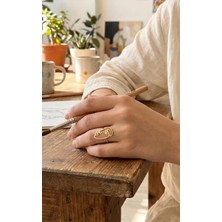 Pazarcan Pirinç Gold Renk Picasso Tarzı Tek Çizgi Yüz Model Kadın Yüzük