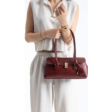 Dev 3 Adam Nçs Baget Kadın Kol Çantası Kapaklı ve Kilit Kapamalı