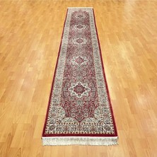 Mevlana Bazaar Nain 80 x 400 Ipek Yolluk