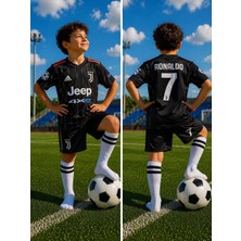 Sidas Ronaldo Juventus 21/22 Sezon Deplasman Siyah Çocuk Futbol Forma Takımı Ronaldo Juventus 21/22 Sezon Deplasman Siyah Çocuk Futbol Forma Takımı