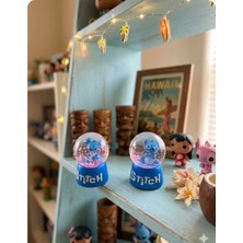 Ayder Online Satış Masal Dünyasından Masanıza: 4cm-6cm pembe renk (ikili)Stitch Işıklı Mini Kar Küresi Seti
