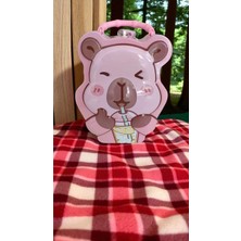 Famemus Accessory Sevimli Capybara Kilitli Metal Kumbara Pembe 20 cm Şeffaf Kutulu