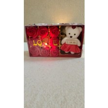 Famemus Accessory Sevgililer Gününe Özel(I Love You Yazılı Asetatlı Güllü Ayıcık Kırmızı Renk Hediyelik BOYUT:20*11CM