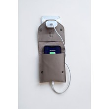 Kurtay Leather %100 Gerçek Deri El Yapımı Telefon Şarj Kesesi - Priz Üstü Askılı Telefon Standı -  Vizon