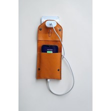 Kurtay Leather %100 Gerçek Deri El Yapımı Telefon Şarj Kesesi - Priz Üstü Askılı Telefon Standı -  Turuncu