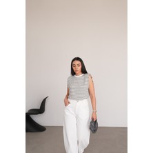 Özge Özgenç Çizgili Vatkalı Basic Tişört
