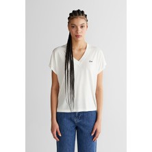 Gant Kadın Beyaz V Yaka Regular Fit T-Shirt 42326120T.113